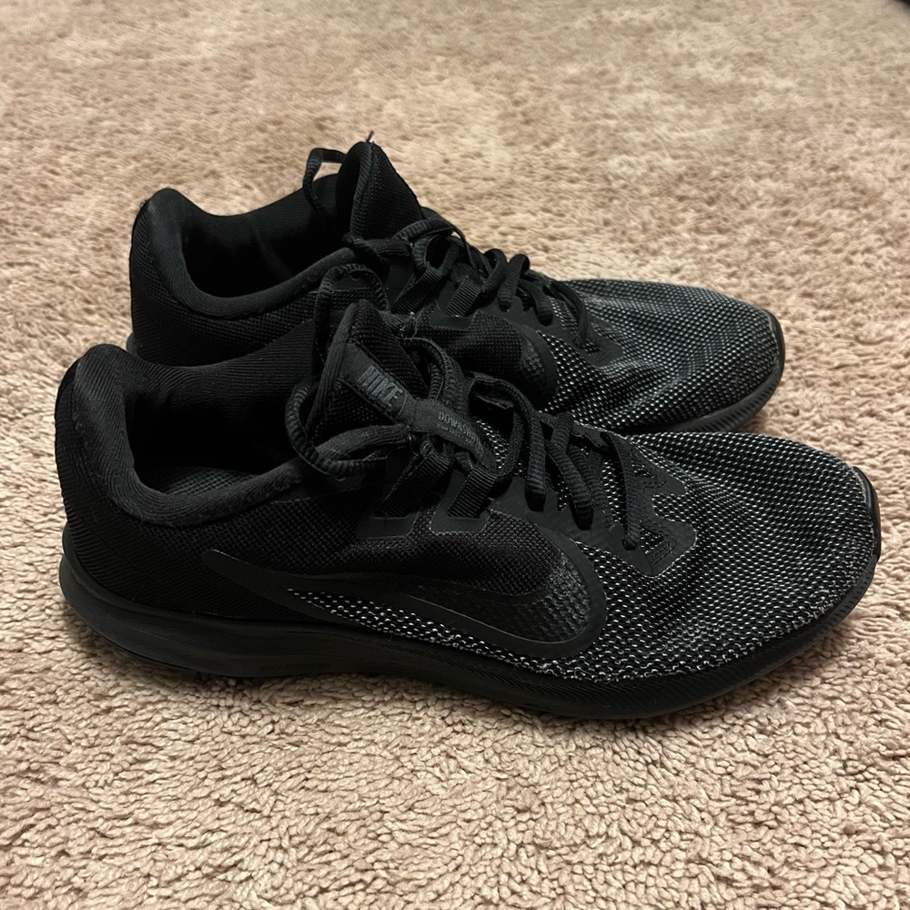 Black Nike Shoes!